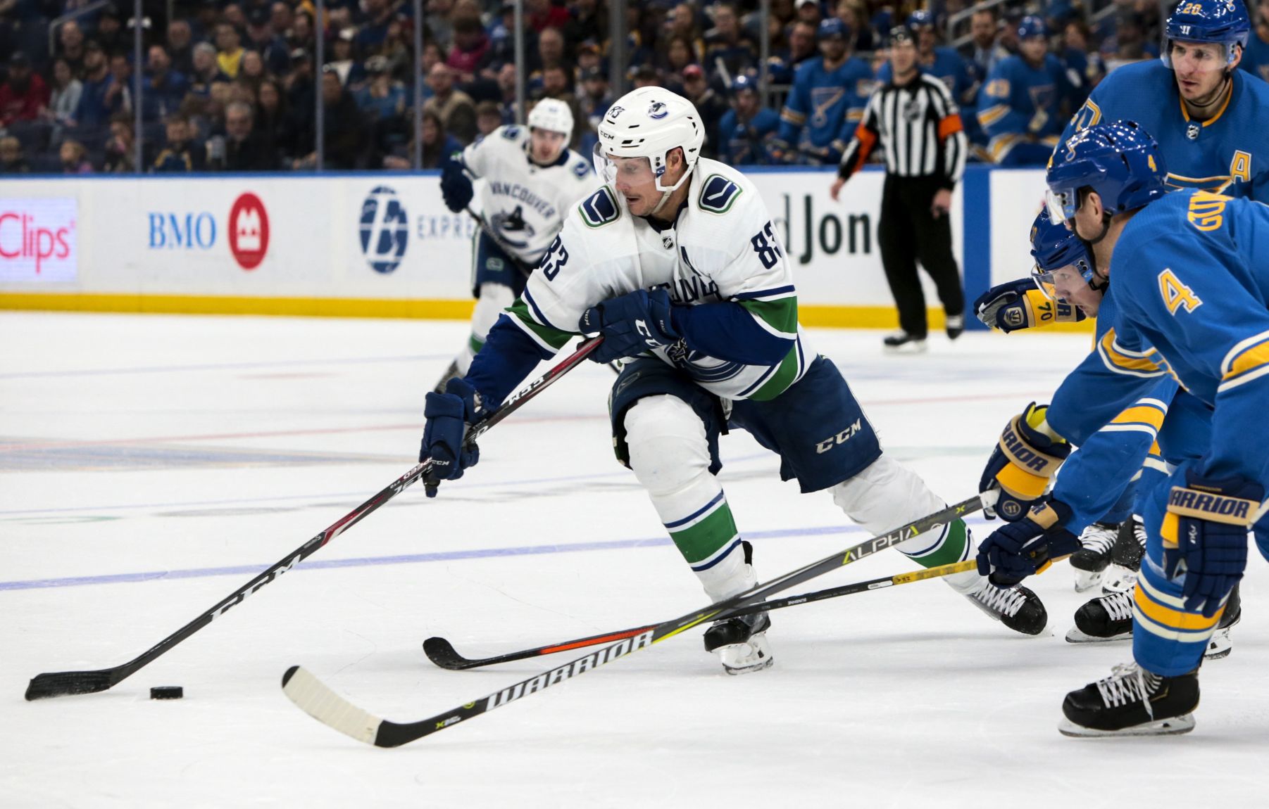 St. Louis Blues end it against the Canucks